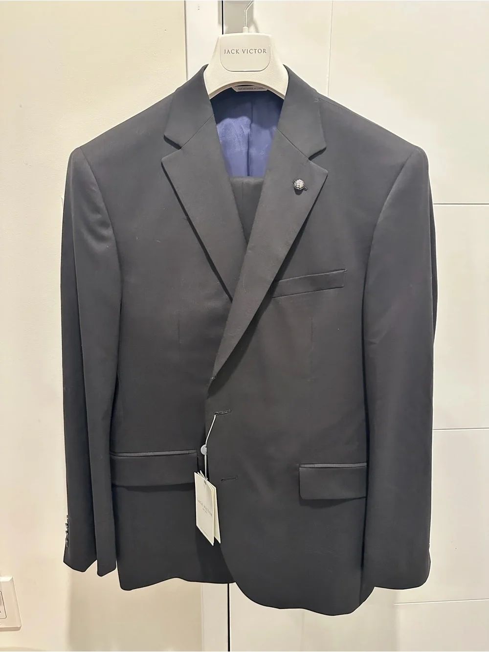 Jack Victor Black Single-Breasted Wool Suit Jacket